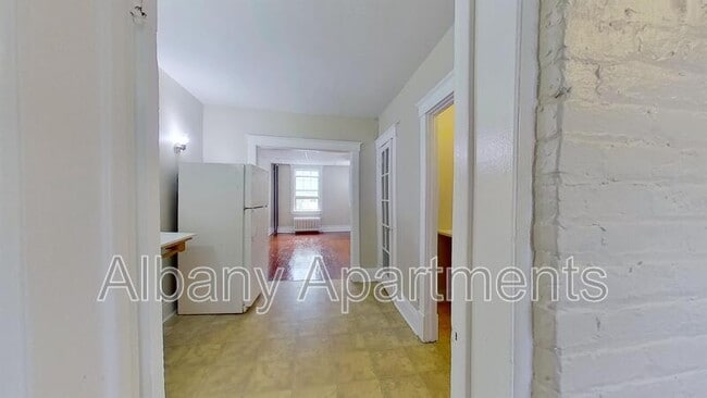 Photo - 566 Park Ave