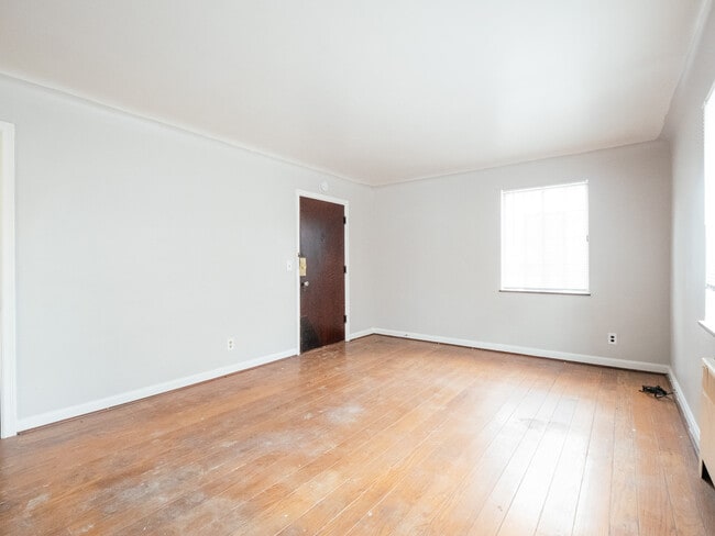 7340 Reading Rd Unit 4