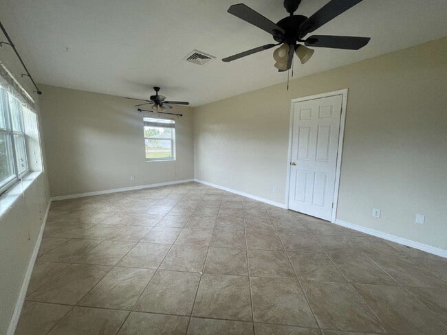 Photo - 3-Bedroom and 2-Bathroom Half Duplex