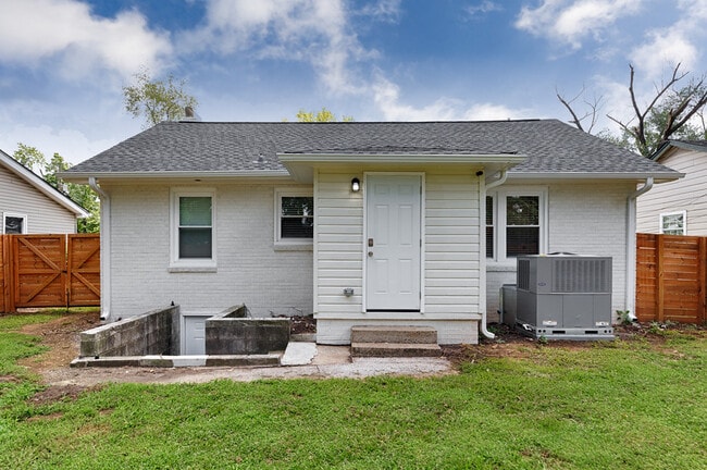 Photo - 2806 Union Dr NW