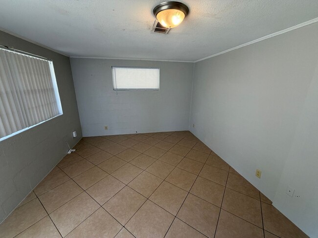 Photo - Freshly Painted Duplex In The Heart of Niceville