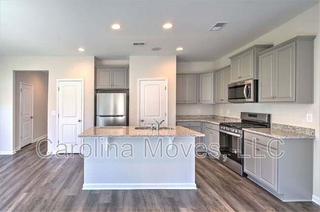 Photo - 2 Sabine Leaf Ct