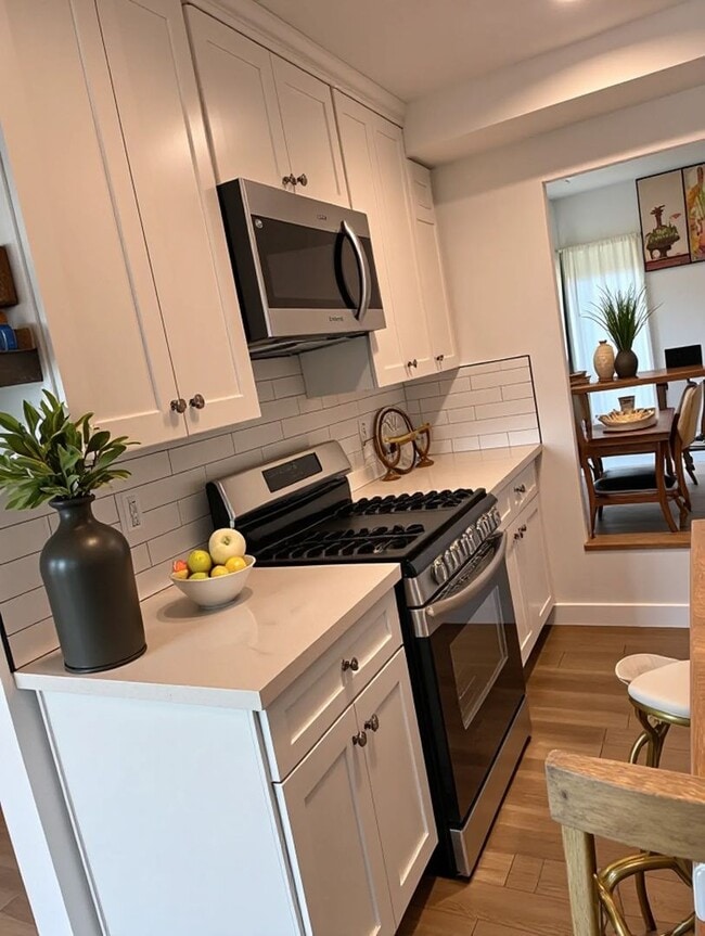 Photo - Newly renovated One Bedroom One bathrood apartment Unit 4