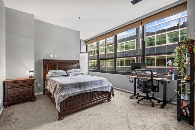 Photo - 130 S Canal St Unit 814