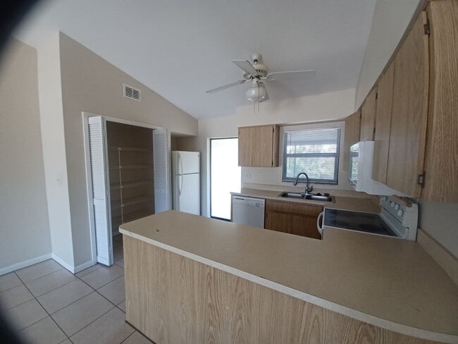 Photo - 17382 W Carnegie Cir