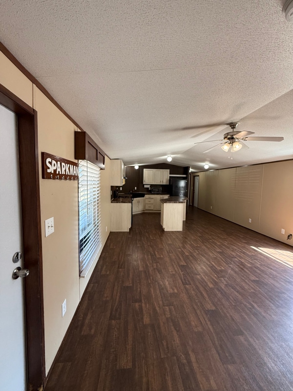 Photo - 202 Evelyn Ave