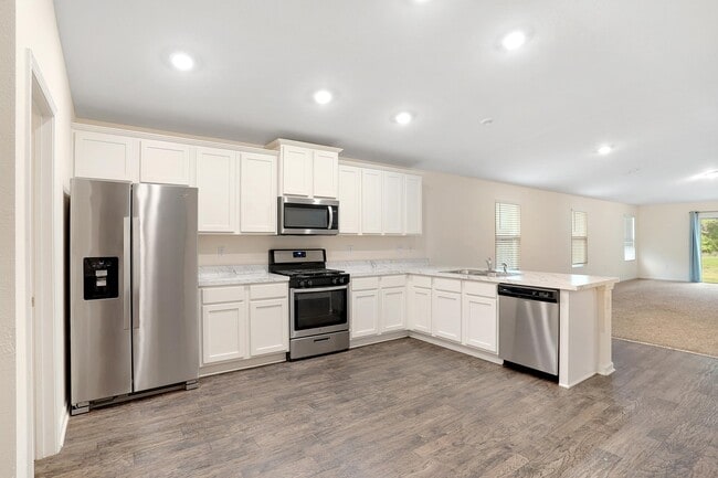 Photo - 22 Caminha Rd