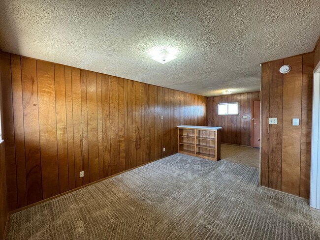 Photo - 805 W Hallmark Ave Unit F