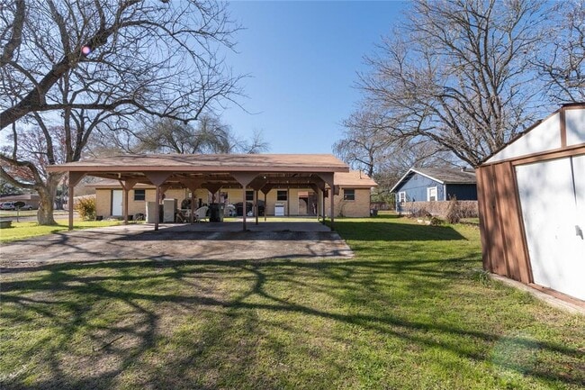 Photo - 97 Peach St