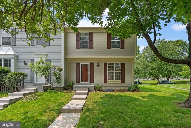 Photo - 13 Dinsdale Ct Townhome