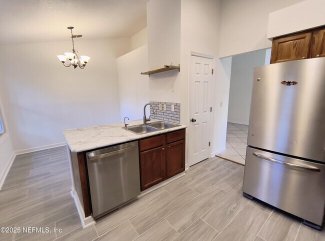 Photo - 13636 Capistrano Dr S