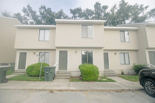 Building Photo - 251 Knight Dr Rental