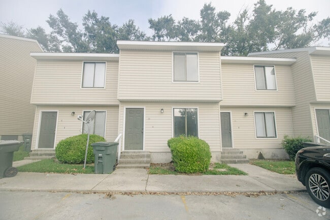 Building Photo - 251 Knight Dr Rental