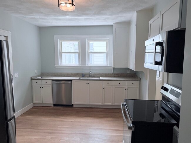 Photo - 56 S Main St Unit 1