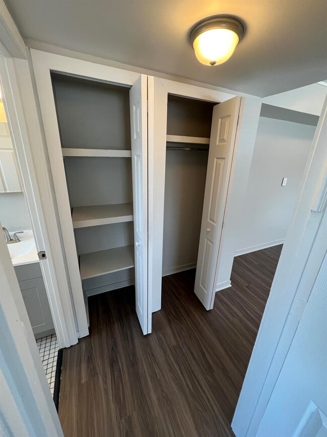 Photo - Mid Apartments