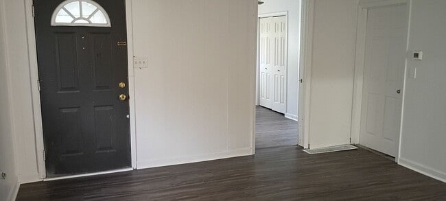 Photo - 308 Wilson St