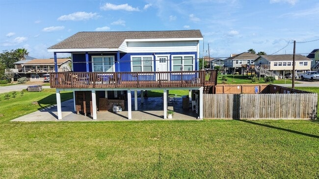 Photo - 16527 Lewis Scott Rd