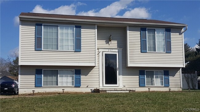 Building Photo - 307 Wren Rd Rental