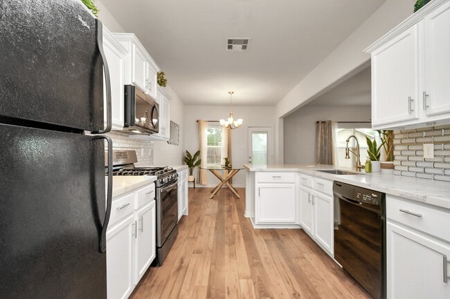 Building Photo - 829 Indigo Springs Ln