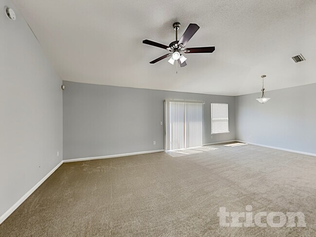 Photo - 6830 Shoreline Ln