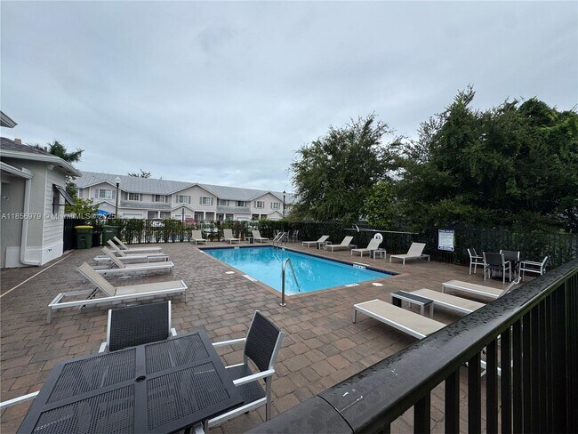 Photo - 1780 SE 9th Ave