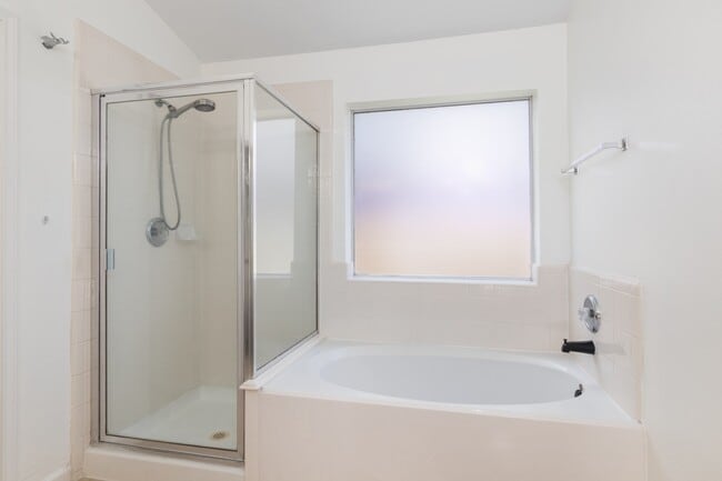 Photo - 32350 Cross Spring Park Ln