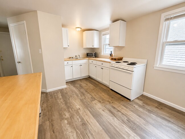 Photo - 2008 S 74th St Unit 2010