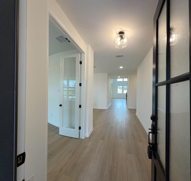 Photo - 9922 Red Knot St