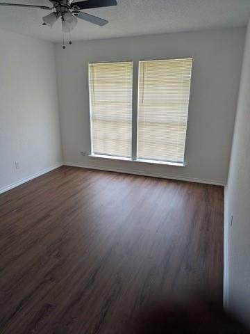 Photo - 205 Kenney St