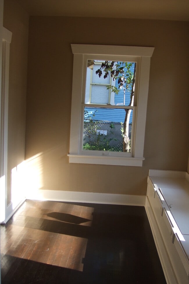 Photo - 700 E 45th St Unit 700