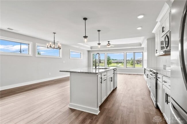 Photo - 1160 Waterloo St