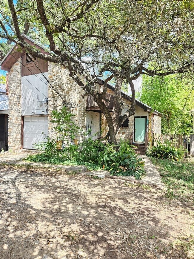 Building Photo - 2502 Jones Rd