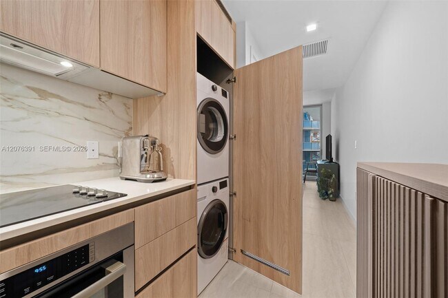 Photo - 77 SE 5th St Unit 2805