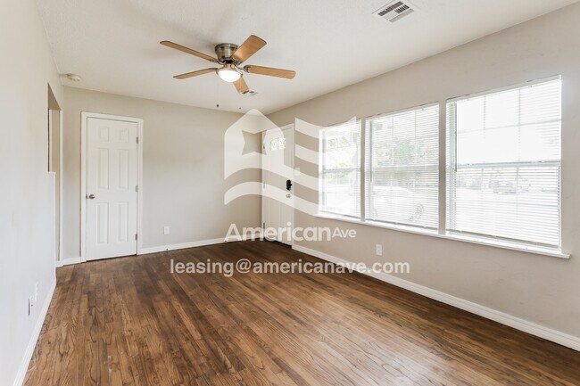 Photo - 4017 Dogwood Dr