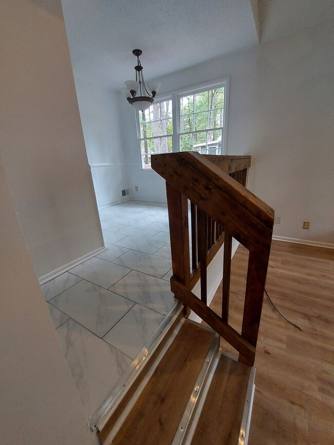 74 Westpine Ct
