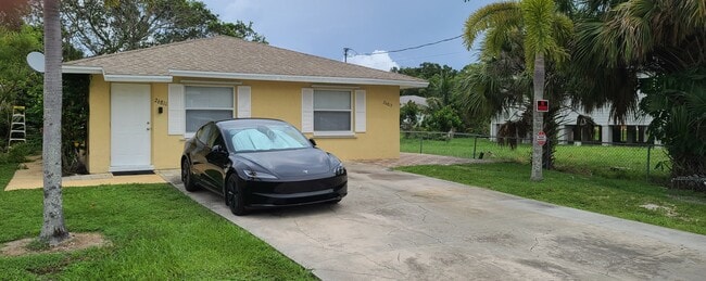 Photo - 26811 Palm St