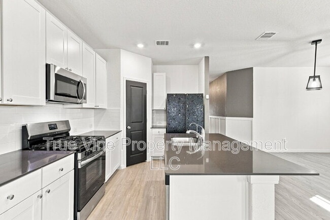 5432 Cloves Cv