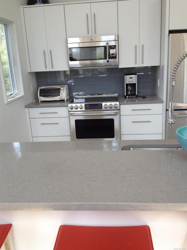 Photo - 42 Evergreen