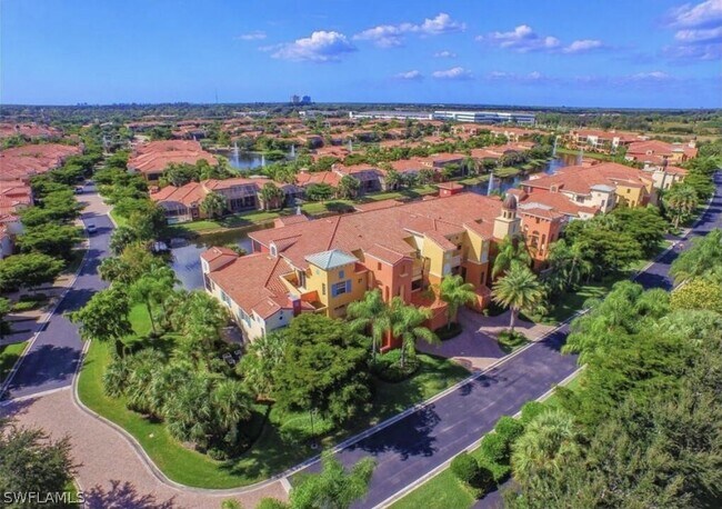 8597 Via Garibaldi Cir Unit 301