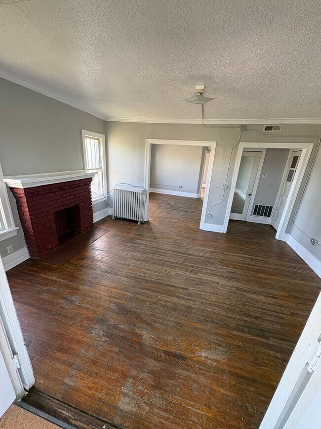 Photo - 608 Wellington St Unidad A4