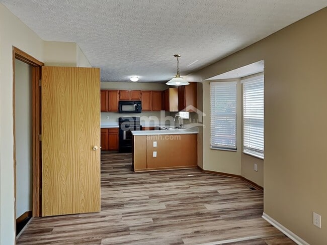 Photo - 1333 Sandrell Dr