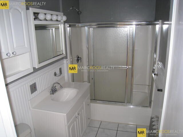 Photo - 18 Bigelow St