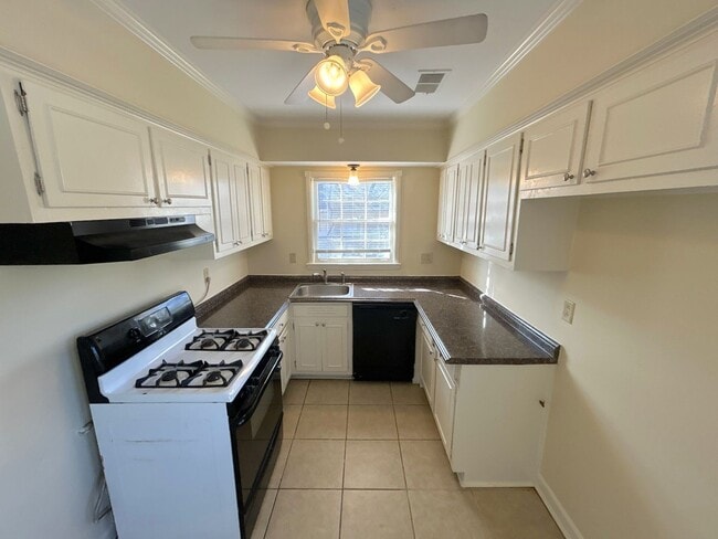 Photo - 5184 Dunnellon Ave