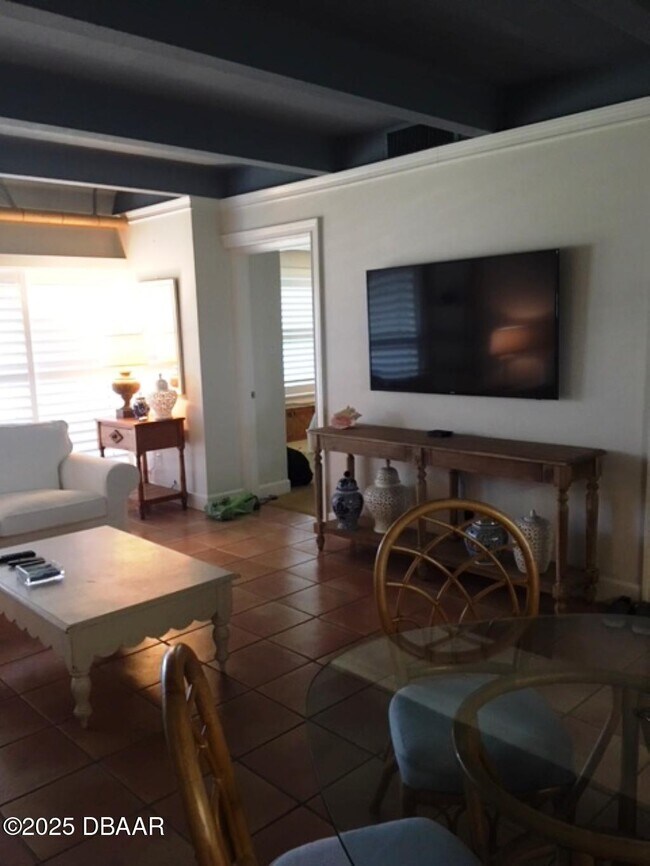 Photo - 4849 Saxon Dr Unit C102