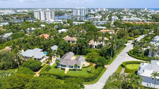 Photo - 1017 Tamarind Rd