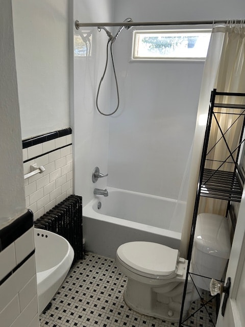 Building Photo - 767 52nd St Unit 3