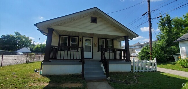 Building Photo - Cozy 2 bedroom Home