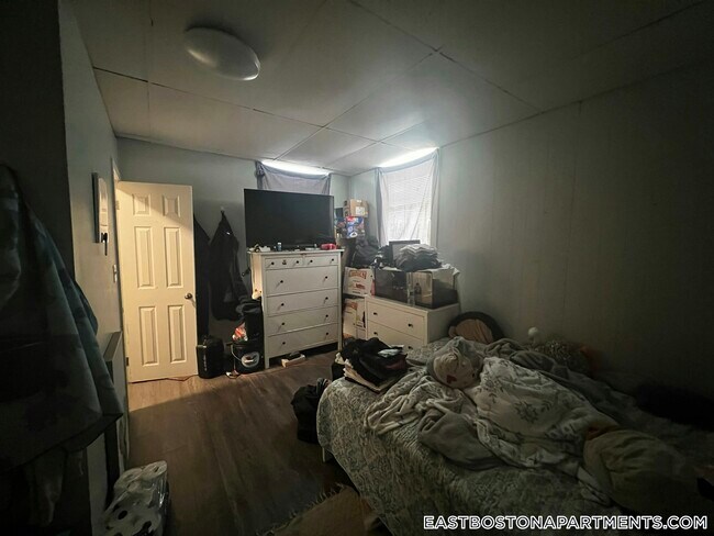 Photo - 273 Maverick St Unit 3