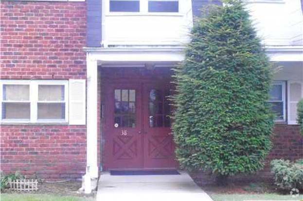 Building Photo - 38 Woodedge Ave Rental