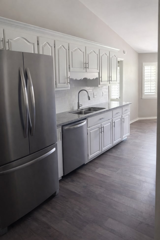 Photo - 3 Bedroom 2 Bath Home In Navarre